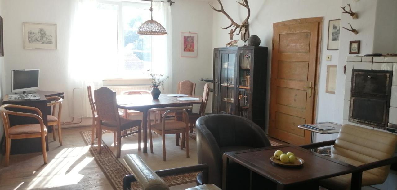 Keramicky A Vytvarny Atelier Konesin ภายนอก รูปภาพ