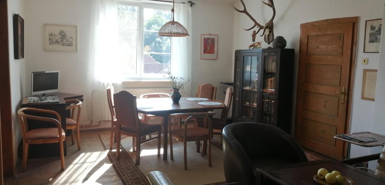 Keramicky A Vytvarny Atelier Konesin ภายนอก รูปภาพ
